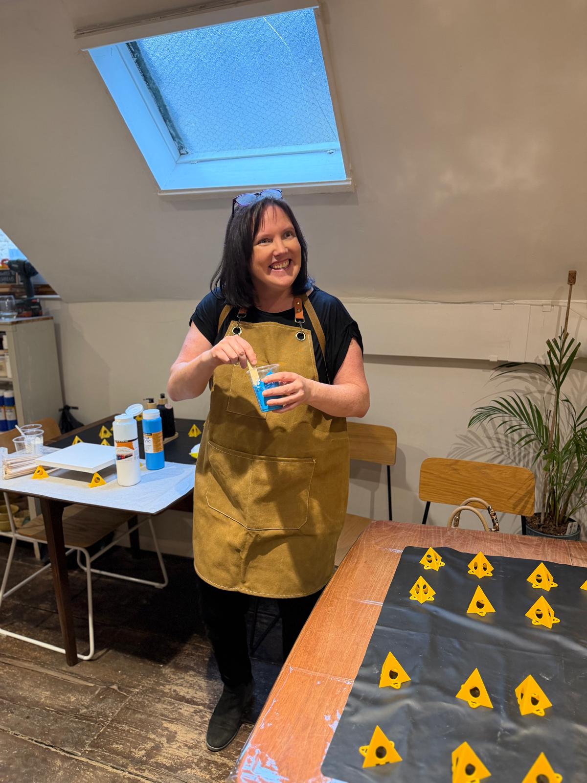 Paint Pouring Paint & Sip · Thursday 25 June 2026 · 19:30-21:30, Stamford