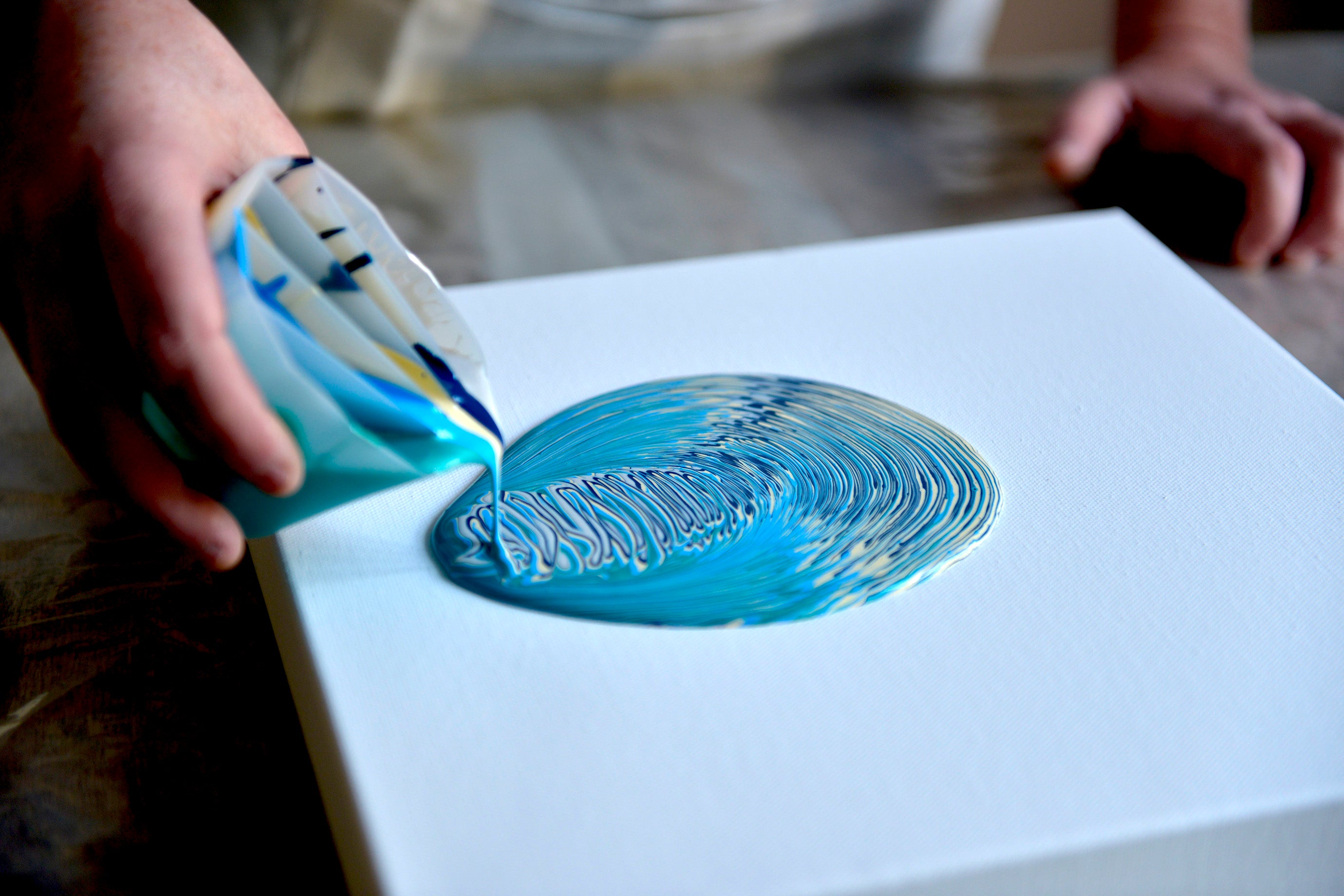Paint Pouring Paint & Sip - 27th August 2026 19:30-21:30, Stamford
